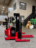 2015 RAYMOND DSX40 4000 LB ELECTRIC FORKLIFT WALKIE STACKER 72/150 3 STAGE MAST CUSHION SIDE SHIFTER 7267 HOURS STOCK # BF926629-BUF - United Lift LLC