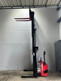 2019 RAYMOND RSS40 4000 LB ELECTRIC FORKLIFT WALKIE STACKER CUSHION 72/150" 3 STAGE MAST SIDE SHIFTER 634 HOURS STOCK # BF9118919-ARB