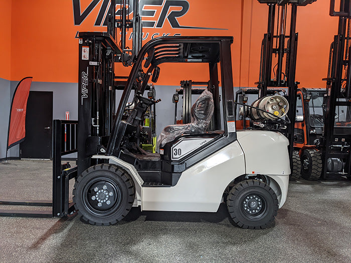 2023 VIPER FY30 6000 LB LP GAS FORKLIFT PNEUMATIC 88/189