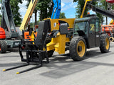 2015 CAT TL943C 9000 LB DIESEL TELESCOPIC FORKLIFT TELEHANDLER PNEUMATIC 4WD ENCLOSED CAB WITH HEAT AND AC OUTRIGGERS 3610 HOURS STOCK # BF9842359-NLE - United Lift Equipment LLC