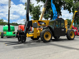 2015 CAT TL943C 9000 LB DIESEL TELESCOPIC FORKLIFT TELEHANDLER PNEUMATIC 4WD ENCLOSED CAB WITH HEAT AND AC OUTRIGGERS 3610 HOURS STOCK # BF9842359-NLE - United Lift Equipment LLC