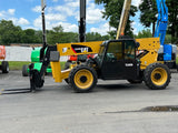 2015 CAT TL943C 9000 LB DIESEL TELESCOPIC FORKLIFT TELEHANDLER PNEUMATIC 4WD ENCLOSED CAB WITH HEAT AND AC OUTRIGGERS 3610 HOURS STOCK # BF9842359-NLE - United Lift Equipment LLC