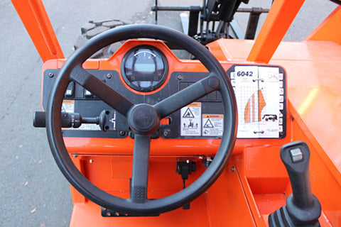 2022 SkyTrak 6042 Picture 10 2022 SkyTrak 6042-10