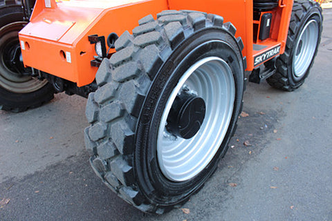 2022 SkyTrak 6042 Picture 17 2022 SkyTrak 6042-17