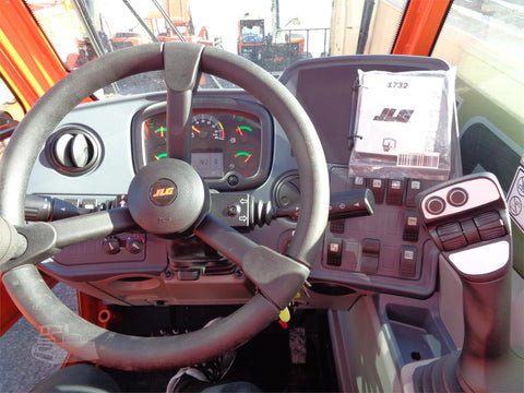 2024 JLG 1732