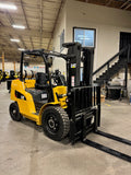 2016 CATERPILLAR/MITSUBISHI FG40N1 8000 LB LP GAS FORKLIFT PNEUMATIC 90/187" 3 STAGE MAST SIDE SHIFTER 1578 HOURS STOCK # BF9298749-BUF - United Lift Equipment LLC