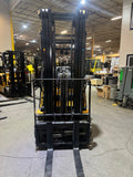 2020 CATERPILLAR/MITSUBISHI FGC25N 5000 LB LP GAS FORKLIFT CUSHION 93/217" 3 STAGE MAST SIDE SHIFTING FORK POSITIONER 976 HOURS STOCK # BF9118749-BUF