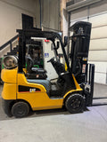 2020 CATERPILLAR/MITSUBISHI FGC25N 5000 LB LP GAS FORKLIFT CUSHION 93/217" 3 STAGE MAST SIDE SHIFTING FORK POSITIONER 976 HOURS STOCK # BF9118749-BUF