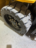 2020 CATERPILLAR/MITSUBISHI FGC25N 5000 LB LP GAS FORKLIFT CUSHION 93/217" 3 STAGE MAST SIDE SHIFTING FORK POSITIONER 976 HOURS STOCK # BF9118749-BUF