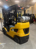 2019 CATERPILLAR 2C5000 5000 LB LP GAS FORKLIFT CUSHION 83/187" 3 STAGE MAST SIDE SHIFTER 912 HOURS STOCK # BF982749-BUF - United Lift LLC