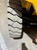 2018 CAT DP70 15500 DIESEL FORKLIFT PNEUMATIC 153/218" 2 STAGE CLEAR VIEW MAST DUAL DRIVE TIRES SIDE SHIFTER 2248 HOURS STOCK # BF9344679-BUF - United Lift LLC