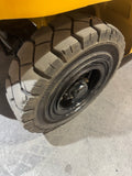 2020 CATERPILLAR/MITSUBISHI FG50CN 11000 LB LP GAS FORKLIFT PNEUMATIC 93/201" 3 STAGE MAST SIDE SHIFTING FORK POSITIONER PLUMBED 4 WAYS TO CARRAIGE 1296 HOURS STOCK # BF9283319-BUF