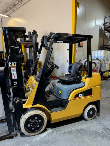 2021 CATERPILLAR/MITSUBISHI FGC25N 5000 LB LP GAS FORKLIFT CUSHION 82/187" 3 STAGE MAST SIDE SHIFTER 918 HOURS STOCK # BF9118579-BUF - United Lift LLC
