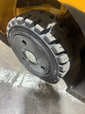 2020 CATERPILLAR 2C6000 6000 LB LP GAS FORKLIFT FINGER TIP CONTROL 82/170" 3 STAGE MAST SIDE SHIFTER ATTACHEMENT UNDER 900 HOURS TREADED TIRES STOCK # BF987249-BUF
