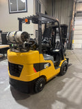 2020 CATERPILLAR 2C6000 6000 LB LP GAS FORKLIFT FINGER TIP CONTROL 82/170" 3 STAGE MAST SIDE SHIFTER ATTACHEMENT UNDER 900 HOURS TREADED TIRES STOCK # BF987249-BUF