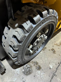 2021 CATERPILLAR/MITSUBISHI FGC20N 4000 LB LP GAS FORKLIFT CUSHION 83/187 3 STAGE MAST SIDE SHIFTING FORK POSITIONER ATTACHMENT LOW HOURS STOCK # BF998929-BUF