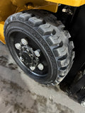 2021 CATERPILLAR/MITSUBISHI FGC20N 4000 LB LP GAS FORKLIFT CUSHION 83/187 3 STAGE MAST SIDE SHIFTING FORK POSITIONER ATTACHMENT LOW HOURS STOCK # BF998929-BUF