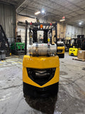 2021 CATERPILLAR/MITSUBISHI FGC20N 4000 LB LP GAS FORKLIFT CUSHION 83/187 3 STAGE MAST SIDE SHIFTING FORK POSITIONER ATTACHMENT LOW HOURS STOCK # BF998929-BUF