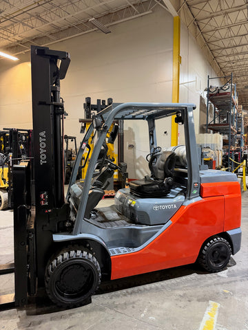 2017 TOYOTA 8FGC55U 12000 LB LP GAS FORKLIFT CUSHION 102/148" 2 STAGE CLEAR VIEW MAST SIDE SHIFTING FORK POSITIONER 1574 HOURS STOCK # BF9192259-BUF - United Lift LLC