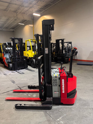 2013 RAYMOND RSS40 4000 LB ELECTRIC FORKLIFT WALKIE STACKER 86/128" 2 STAGE MAST CUSHION SIDE SHIFTER 2440 HOURS STOCK # BF936189-BUF - United Lift LLC