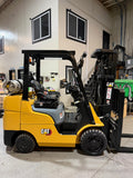 2023 CATERPILLAR/MITSUBISHI FGC30N 6000 LB LP GAS FORKLIFT CUSHION 83/186" 3 STAGE MAST SIDE SHIFTING FORK POSITIONER STOCK # BF9125179-BUF - United Lift LLC