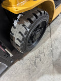 2021 CATERPILLAR/MITSUBISHI FGC25N 5000 LB LP GAS FORKLIFT CUSHION 85/187" 3 STAGE MAST SIDE SHIFTER 884 HOURS STOCK # BF998829-BUF - United Lift LLC
