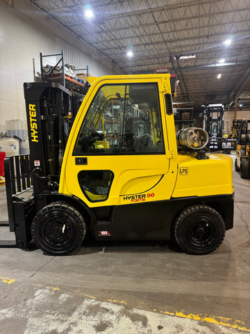 2020 HYSTER H90FT 9000 LP GAS FORKLIFT DUAL PNEUMATIC 91/186" 3 STAGE CLEAR VIEW MAST ENCLOSED HEATED CAB SIDE SHIFTING FORK POSITIONER 1,184 HOURS STOCK # BF9227269-BUF