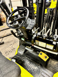 2020 YALE GLP050VXN 5000 LB LP GAS FORKLIFT PNEUMATIC 85/189 3 STAGE MAST SIDE SHIFTING FORK POSITIONER ONLY 1,127 HOURS STOCK # BF9197419-BUF - United Lift Equipment LLC