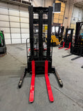 2015 RAYMOND RSS40 4000 LB ELECTRIC FORKLIFT WALKIE STACKER 85/128" 2 STAGE MAST CUSHION SIDE SHIFTER 1372 HOURS STOCK # BF943179-BUF - United Lift LLC