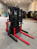 2016 RAYMOND RSS40 4000 LB ELECTRIC FORKLIFT WALKIE STACKER 72/150 3 STAGE MAST CUSHION 1261 HOURS STOCK # BF957749-BUF - United Lift LLC