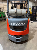 2020 TOYOTA 8FGCU25 5000 LB LP GAS FORKLIFT CUSHION 84/189" 3 STAGE MAST SIDE SHIFTING FORK POSITIONER 958 HOURS STOCK # BF9119479-BUF - United Lift LLC
