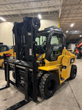 2021 CAT DP70 15500 DIESEL FORKLIFT PNEUMATIC 114/187" 3 STAGE MAST DUAL DRIVE TIRES 4 WAY PLUMBING SIDE SHIFTING FORK POSITIONER (ALSO HAS INDEPENDENT FORK POSITIONER) ENCLOSED CAB HEAT 1242 HOURS STOCK # BF9393319-BUF - United Lift LLC