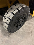 2021 CAT DP70 15500 DIESEL FORKLIFT PNEUMATIC 114/187" 3 STAGE MAST DUAL DRIVE TIRES 4 WAY PLUMBING SIDE SHIFTING FORK POSITIONER (ALSO HAS INDEPENDENT FORK POSITIONER) ENCLOSED CAB HEAT 1242 HOURS STOCK # BF9393319-BUF - United Lift LLC