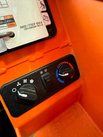 2019 SkyTrak 10054