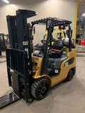 2022 CATERPILLAR 2C6000 6000 LB LP GAS FORKLIFT CUSHION 84/185" 3 STAGE MAST SIDE SHIFTER ONLY 674 HOURS STOCK # BF9192479-BUF - United Lift LLC