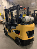 2022 CATERPILLAR 2C6000 6000 LB LP GAS FORKLIFT CUSHION 84/185" 3 STAGE MAST SIDE SHIFTER ONLY 674 HOURS STOCK # BF9192479-BUF - United Lift LLC