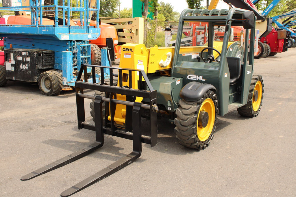 2019 GEHL RS5-19 5500 LB DIESEL TELESCOPIC FORKLIFT TELEHANDLER PNEUMA ...