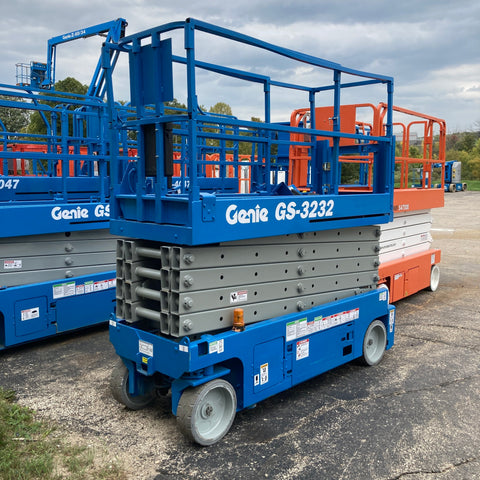 2012 Genie GS-3232