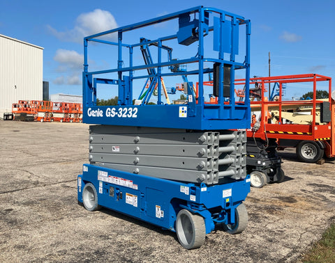2013 Genie GS-3232