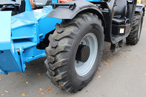 2015 Genie GTH-1056