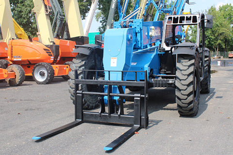 2017 Genie GTH 844