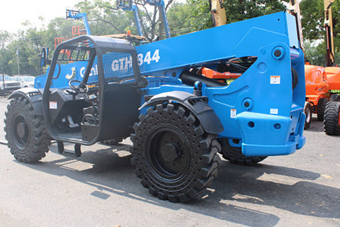 2017 Genie GTH 844