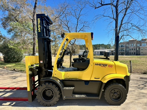 2014 HYSTER H155FT 15500 LB DIESEL FORKLIFT PNEUMATIC 115/173" 2 STAGE MAST SIDE SHIFTING FORK POSITIONER 3211 HOURS STOCK # BF9521349-TXB - United Lift LLC