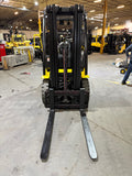 2023 YALE GLP050VXN 5000 LB LP GAS FORKLIFT PNEUMATIC 86/189 3 STAGE MAST SIDE SHIFTER 952 HOURS STOCK # BF9144549-BUF - United Lift LLC