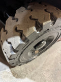 2022 TOYOTA 8FGC35U-BCS 8000 LB LP GAS FORKLIFT CUSHION 92/199" 3 STAGE 883 HOURS MAST STOCK # BF9143819-BUF - United Lift LLC