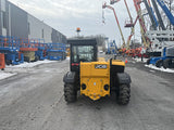2023 JCB 505-20TC 5500 LB DIESEL TELESCOPIC FORKLIFT TELEHANDLER PNEUMATIC 4WD ENCLOSED CAB WITH HEAT AND AC 2530 HOURS STOCK # BF9598749-NLE - United Lift LLC
