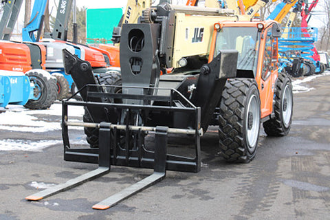 2016 JLG 1255