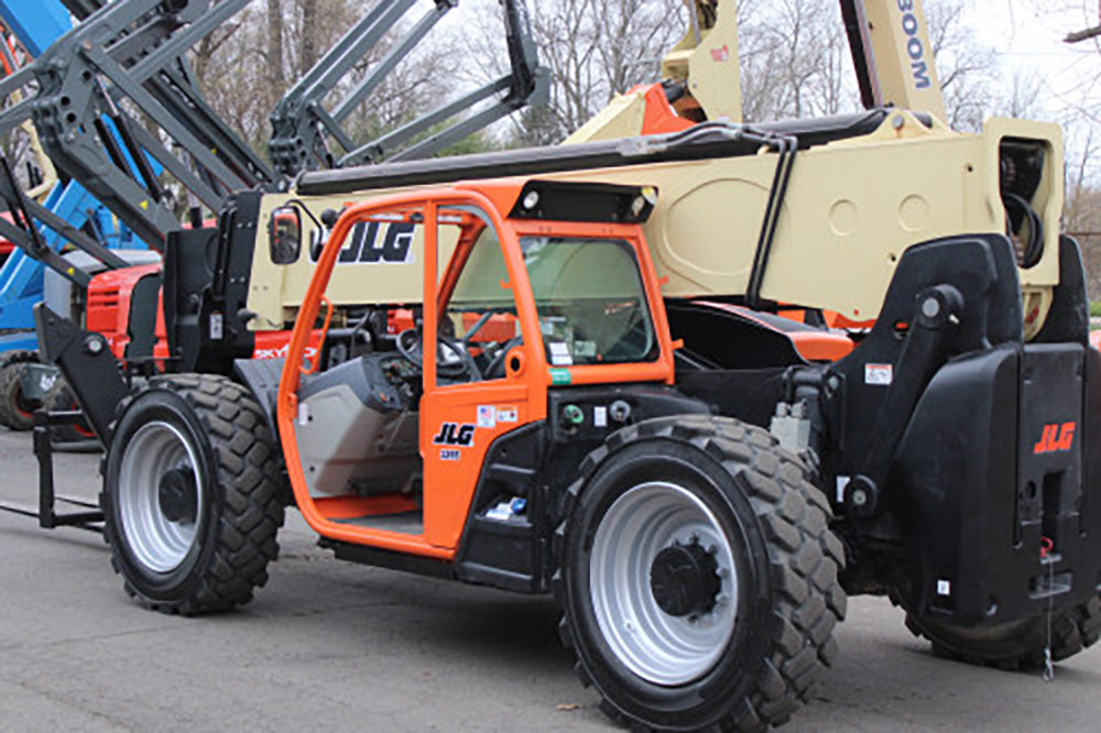 2018 JLG 1255 12000 LB DIESEL TELESCOPIC FORKLIFT TELEHANDLER PNEUMATI ...