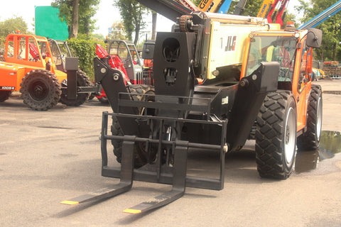 2019 JLG 1255