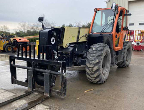 2022 JLG 1644 16000 LB DIESEL TELESCOPIC FORKLIFT TELEHANDLER PNEUMATIC 4WD ENCLOSED CAB WITH HEAT AND AC 740 HOURS STOCK # BF91795129-NLE